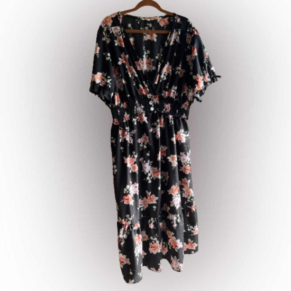 Eclectic Elegance Blush Black Floral Ruffled Ruched V-neck Prairie Flowy Dress‎